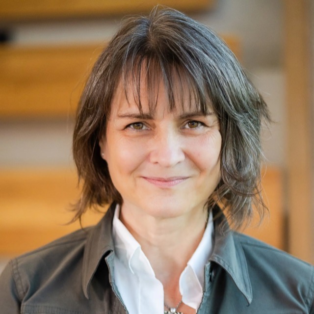Dr. Elke Lieb